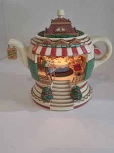 House Of Lloyd Navidad Alrededor del Mundo Holiday Hideaway Musical De Colección 1992 - Imagen 1 de 12