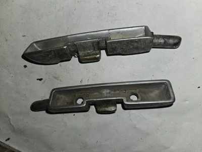 FIAT 124 SPIDER 2000 LT & RT 1979-1982 MONTAJE PARASOL PESTILLO SUPERIOR SOPORTES OEM Foto 1 de 3