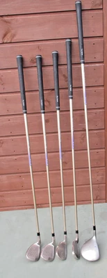 Set of Affinity Ladies Golf Clubs - Image 1 of 4