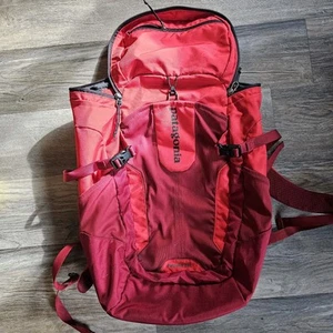 PATAGONIA Petrolia 28L Backpack Red Outdoor Hiking Laptop Padded Pockets - Picture 1 of 20
