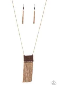 Paparazzi "Totally Tassel" strukturierte rechteckige Kupfer Tasseled Fransen Halskette - Bild 1 von 3