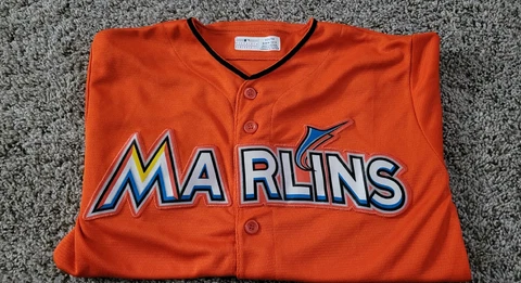 MLB Miami Marlins Jersey Orange Stitched Youth Size Medium Pre-owned Cover