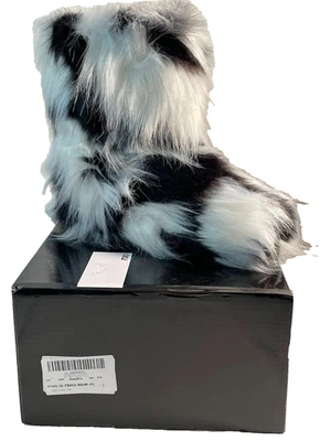 IXU Black/White Faux Fur Boots Fuzzy Fluffy Furry Round Toe Women's Size 9.5M - Image 1 of 4