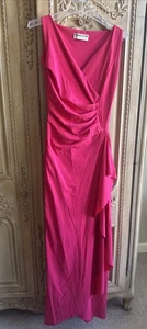 Chiara Boni Sozen Kleid Hot Pink Ärmellos Rüschenkleid Gr. 42 Italienisch / 6 US - Bild 1 von 7