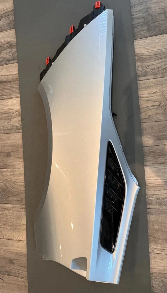 2014 2015 2016 2017 CHEVROLET CORVETTE C7 RIGHT REAR FENDER QUARTER PANEL OEM - Image 1 of 3