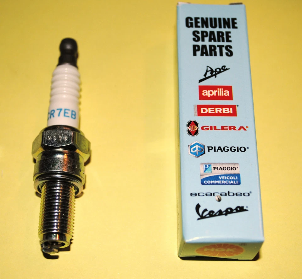 1 bougie Piaggio/ NGK CR7EB réf.638852 neuf - Photo 1/1