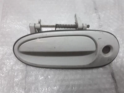 Maçaneta externa esquerda L/F para porta frontal branca 1999 OLDSMOBILE ALERO Z-62P - Imagem 1 de 4