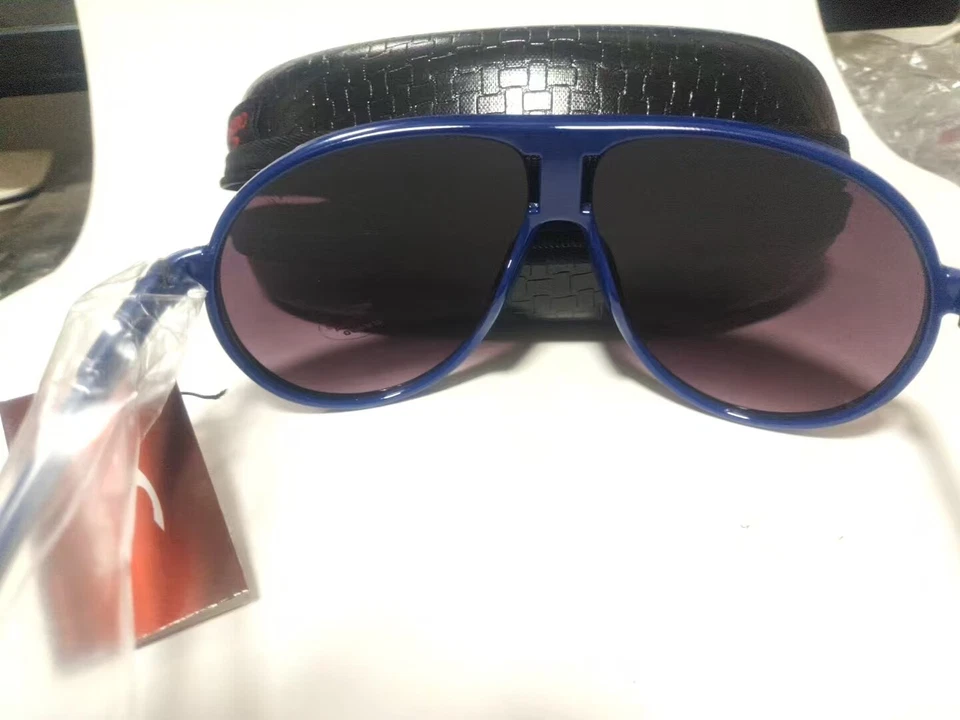 Nuevo Moda Para hombres Mujeres Retro Exterior Mate Negro Gafas de Sol Carrera Azul Foto 1 de 4