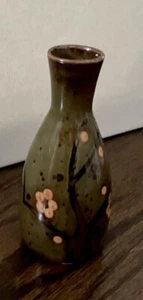 Vintage OMC Ottagirl Small Brown Pottery Ceramic Vase Orange Flowers - Picture 1 of 5
