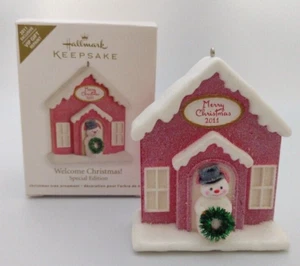 Hallmark Keepsake Welcome Christmas! Special Edition VIP Gift Ornament 2011 - Picture 1 of 12