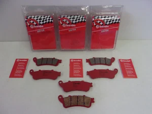 Brembo Bremsbeläge Bremsklötze Bremse vorne + hinten Honda GL 1800 Goldwing - Picture 1 of 1