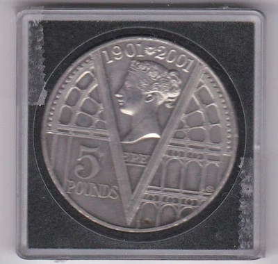 2001 UK Five Pound coin UNC - Image 1 of 2