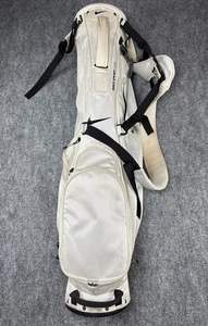 Borsa da golf Nike Sport Lite autoportante con sistema EQUA FLEX Duel Strap - Foto 1 di 9