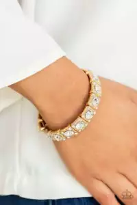 Paparazzi Jewelry Bracelet Blinged Out - Gold - Picture 1 of 2