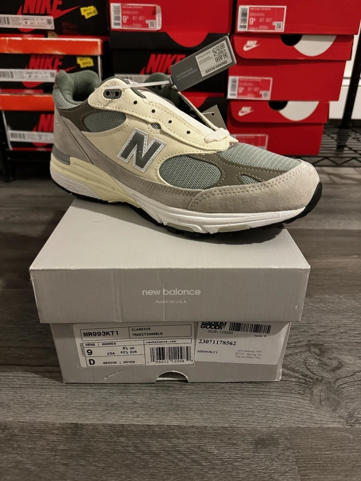Size 9 - New Balance Kith x 993 Made in USA Spring 101 - Image 1 of 4