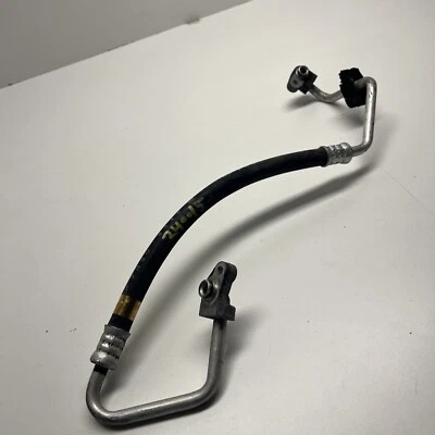 Línea de descarga de manguera de refrigerante de aire acondicionado para Toyota Prius C 2014 OEM Foto 1 de 4