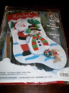 WINTER WONDERLAND Felt STOCKING KIT Santa SNOWMAN Bunny EMBROIDERY New Sequins - Picture 1 of 1