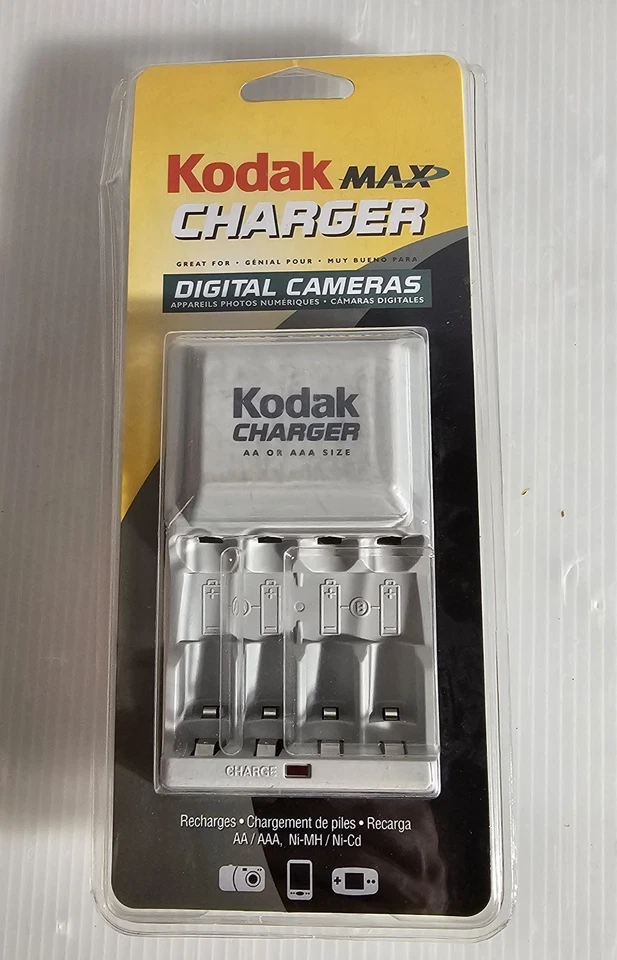 NEW Kodak Max Battery Charger AA, AAA, Ni-MH, Ni-CD  - Image 1 of 4