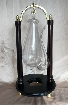 Barómetro de vidrio soplado a mano de mesa de vidrio Storm con soporte de latón y madera  Foto 1 de 4