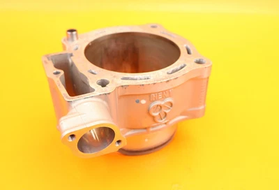 2009 - 2016 Honda Crf450r Cylinder Jug Barrel 12100-MEN-A50 - Image 1 of 4
