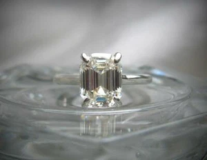 Solitaire Women Engagement Ring 1.5ct Simulated Diamond White Gold Plated - Picture 1 of 9