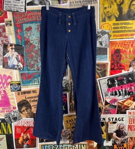 Vintage 70s Dark Wash Junior Low Rise Wrangler Bell Bottom Denim Flares 28x29 - Picture 1 of 12