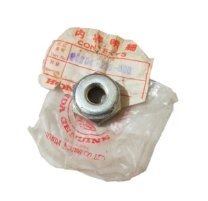 Genuine Honda CL175 CB175 KO K3 Steering Stem Nut Nos 90304-236-000 - Picture 1 of 3