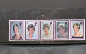 Juego de 5 estampillas enmarañadas 1998 en honor a la princesa Diana emitidas en Gran Bretaña - Imagen 1 de 5