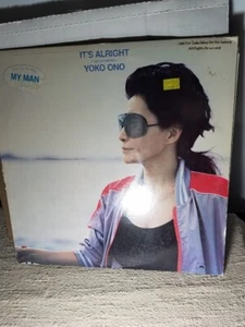 YOKO ONO 'IT'S ALRIGHT' ORIGINAL 1982 POLYDOR PROMO W/ HYPE STICKER VG++/NM - Picture 1 of 5