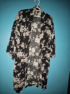 Spiritual Gangster Maya Kimono Black Floral Beach Coverup Robe Pocket NIP OS - Picture 1 of 1