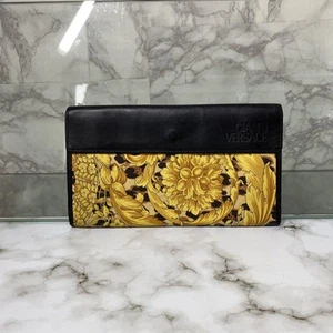 Versace Black & Gold Leather Long Wallet 10.8cm x 18.7cm Used - Picture 1 of 11