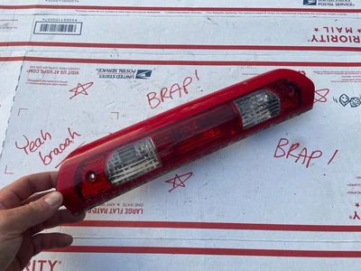 LOG 2002-2008 Dodge Ram 1500 3-й стоп-сигнал в сборе 55077123A красный сменный - Изображение 1 из 3