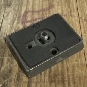 Genuine Manfrotto Quick Release Plate - Picture 1 of 5