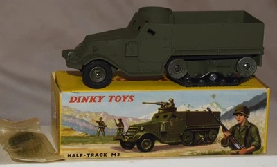 Dinky No. Vintage 822 Half Track M3 verde militar en caja original - diecast Foto 1 de 4