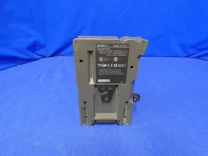 Sony AC-DN1 V-Mount AC Adaptor - Picture 1 of 9