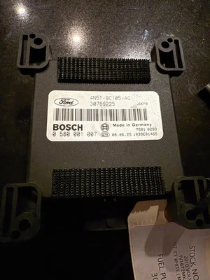 04-10 VOLVO S40/V50/V70/S80 FUEL PUMP CONTROL MODULE/COMPUTER 30769225 - Imagen 1 de 3