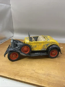 VINTAGE HUBLEY TOYS CAST IRON METAL ROADSTER CAR 854-5K LANCASTER PA Yellow - Picture 1 of 22