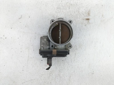 Carrocería del acelerador Chevrolet Suburban 1500 QGWTD Foto 1 de 4