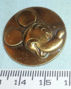Brass token / round Mickey Mouse - Picture 1 of 2