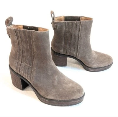 Crown 复古 Capari 女式灰褐色麂皮绒粗跟踝靴 8.5 码 — 第 1/4 张图片