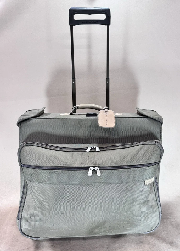 Briggs & Riley Baseline Olive Green 24” Wheeled Wardrobe Large Garment Bag U76 - Image 1 of 4