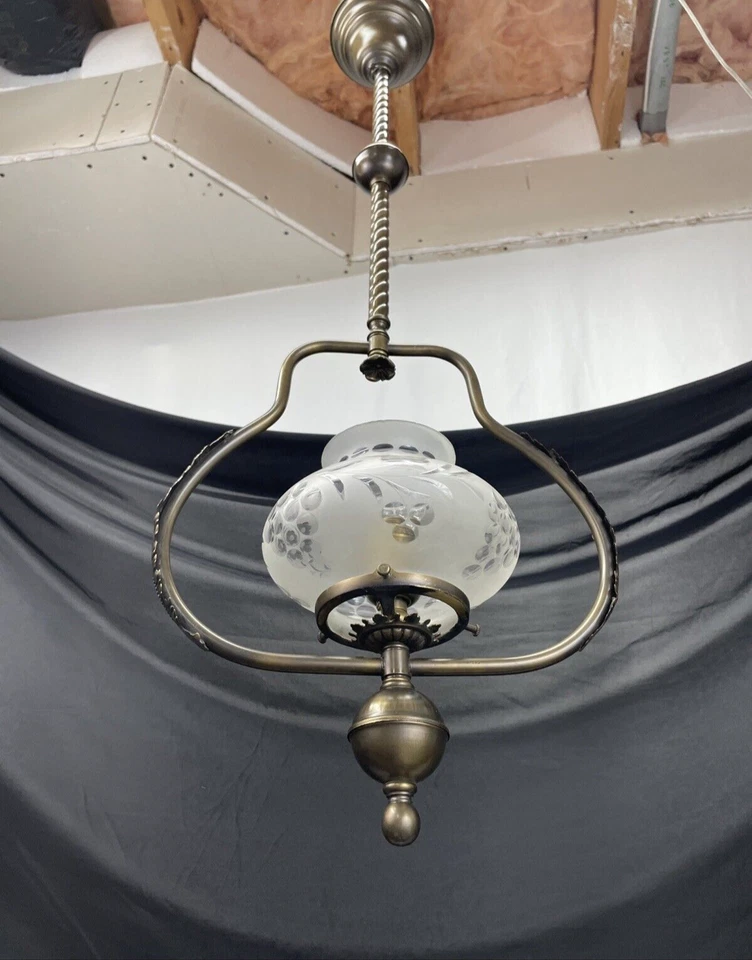 Lámpara colgante Lightolier antigua de colección Art Deco Nouveau estilo victoriano gas latón Foto 1 de 4