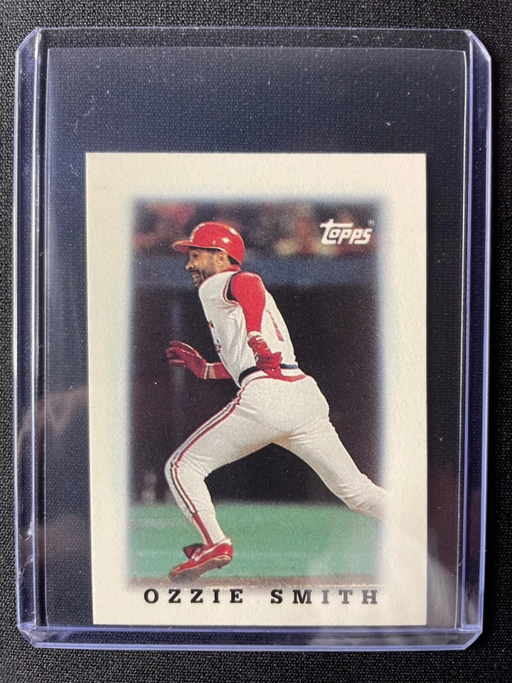 1988 Topps League Leaders Minis Ozzie Smith #72 Cardinals!!! - Image 1 of 1