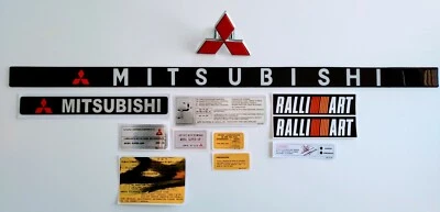 MITSUBISHI PAJERO / MONTERO 1988 - 90 EMBLEMS AND DECALS - Image 1 of 4