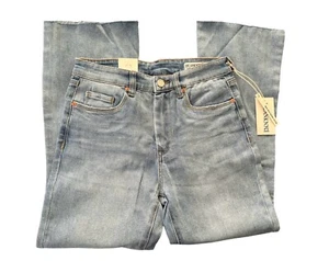 BlankNYC Women's The Varick Jeans Kick Flare Raw Hem SZ 27 Light Wash 26' Inseam - Picture 1 of 6