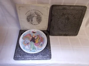 2 French Collector Plates Albertine Limoges "Women of the Century" Series - Bild 1 von 10