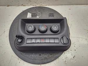 Temperature Control LHD VIN W 6th Digit Jk Body Fits 14-18 WRANGLER 770854 - Picture 1 of 8
