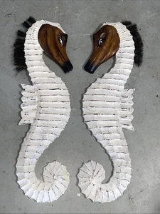 SET 22” SEAHORSE DISTRESSED WHITE WASH WOOD HANGING WALL ART PLAQUE PATIO DECOR - Picture 1 of 3