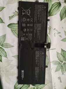 Microsoft Surface Go 2 Battery - Picture 1 of 3