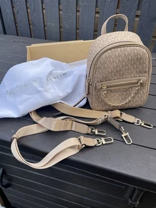 Michael Kors Leather Backpack Logo Beige Detachable Straps Dust bag Box - Picture 1 of 12